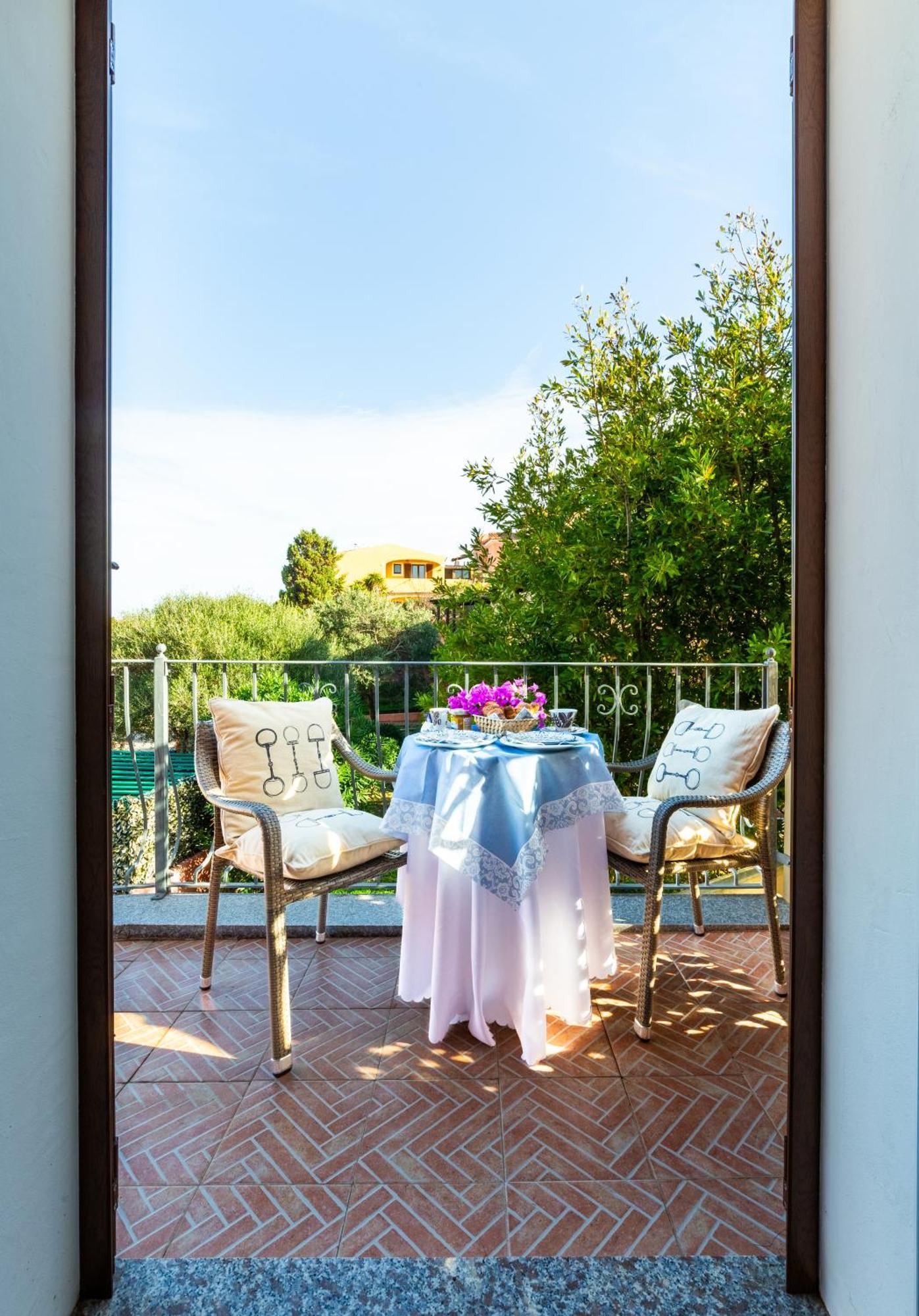Le Maschere B&B Santa Teresa Gallura Exterior foto